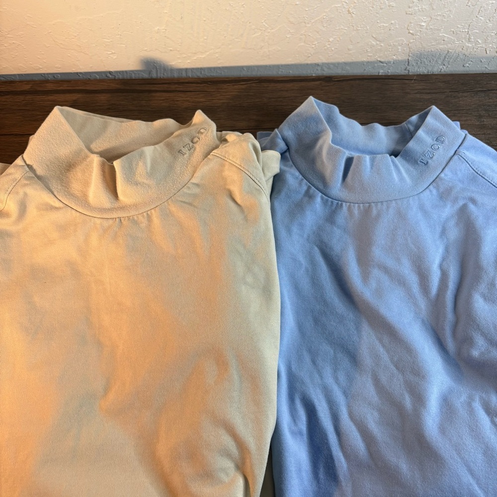 Izod XFG Blue/Cream Men's Mock Neck Shirt Short Sleeve Golf Size L Logo Xtra Dry
